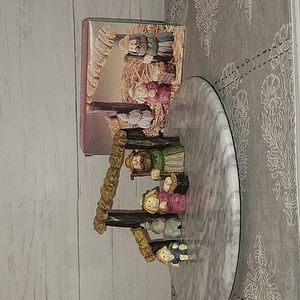 Giftco "Blessed Family" Nativity Scene
